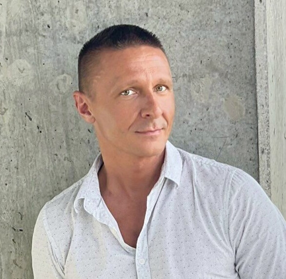 Robert Kurowski – specjalista masażu i wellness